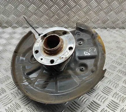 Volkswagen Tiguan Rear wheel hub 5QF505436H
