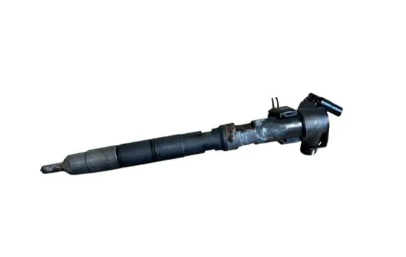 Skoda Fabia Mk2 (5J) Fuel injector 03P130277 28231462 9755RBR226