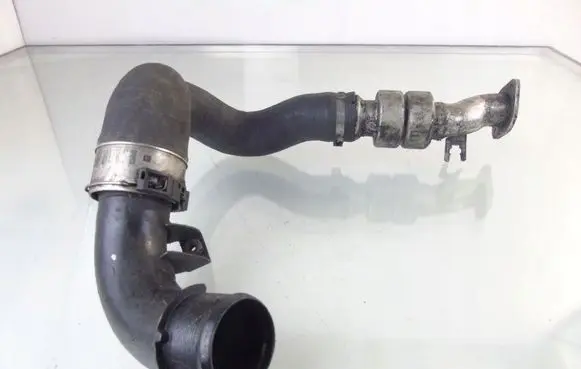 Opel Insignia A Intercooler hose/pipe
