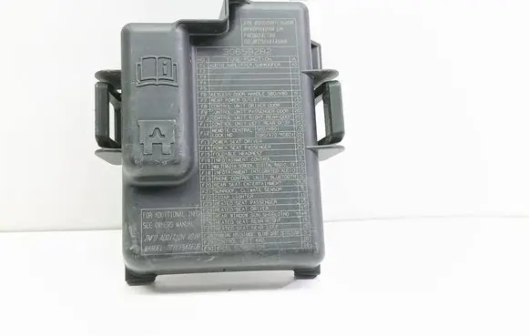 Volvo XC60 Fuse box cover 31300188