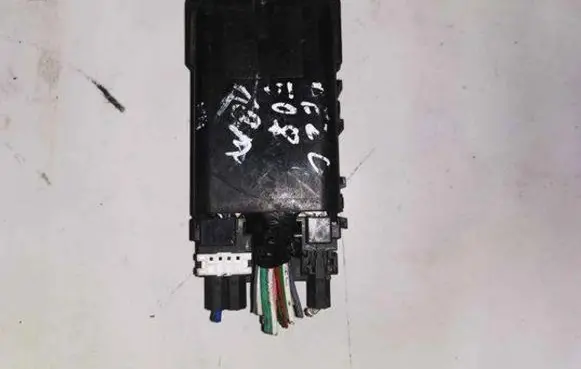 Peugeot 5008 Fuse module 87635E