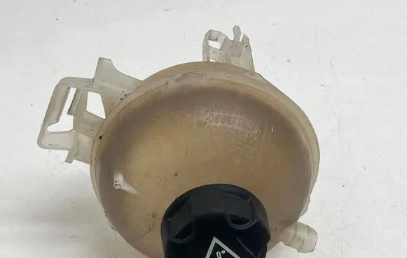 Peugeot 5008 II Coolant expansion tank/reservoir 9678514680 9678125980