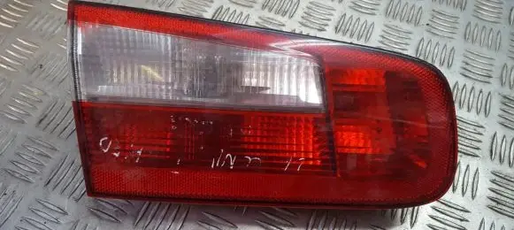 Renault Laguna II Tailgate rear/tail lights 8200002475
