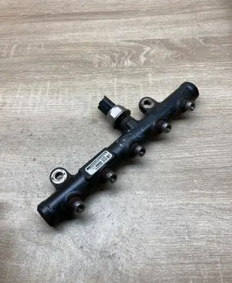 Ford Galaxy Fuel main line pipe 9681649580