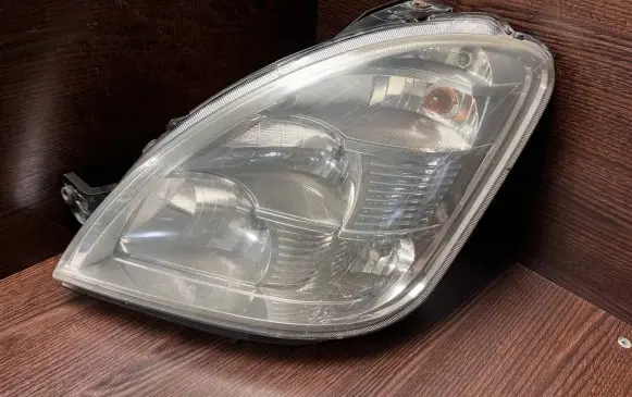 Iveco Daily 4th gen Headlight/headlamp 69500013 S43830748