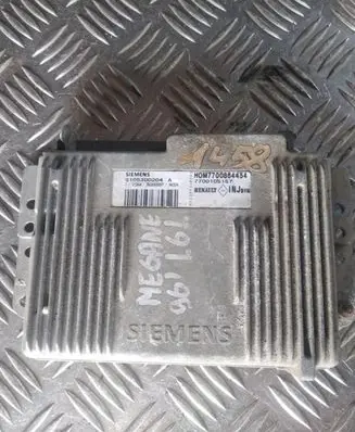 Renault Megane I Engine control unit/module S105300204A HOM7700864454 7700105157