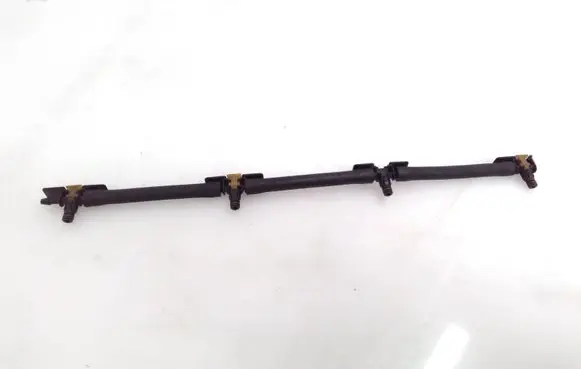 Toyota Avensis T270 Fuel return line/hose 