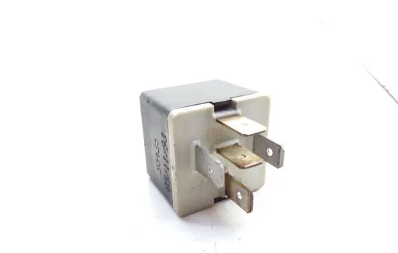 Chrysler Voyager Other relay 4707211