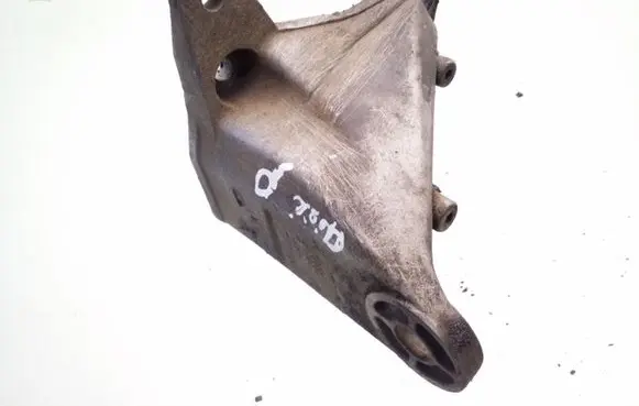 Audi A6 S6 C5 4B Gearbox mounting bracket 8D0399114AC