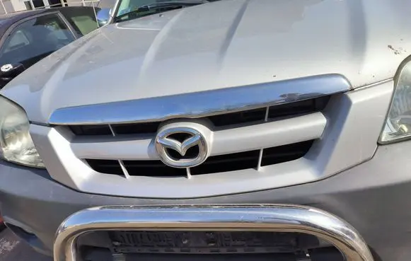 Mazda Tribute Front grill