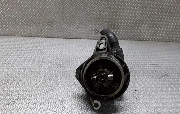 BMW 5 E39 Vacuum pump 961108852