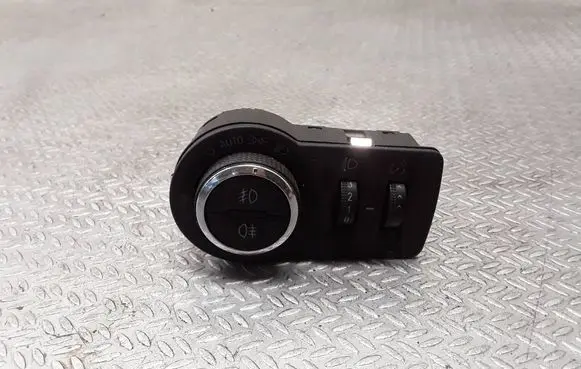 Opel Insignia A Light switch 13268702