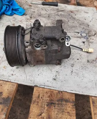 Mazda 6 Air conditioning (A/C) compressor (pump) F1105493 H12A1AE4DC