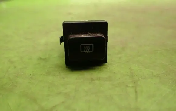 Skoda Fabia Mk2 (5J) Mirror heating switch 5J0959621B