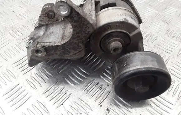KIA Sorento Generator/alternator belt tensioner 252814A000 0J241329
