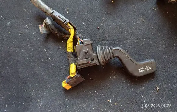 Opel Zafira A Wiper control stalk 090243395 090243394 090481242