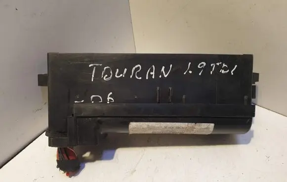 Volkswagen Touran I Fuse module TAB016460A