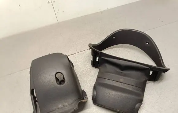 Hyundai i40 Steering wheel column trim