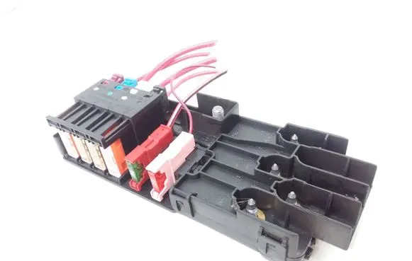 Mercedes-Benz R W251 Fuse box set 2115452601