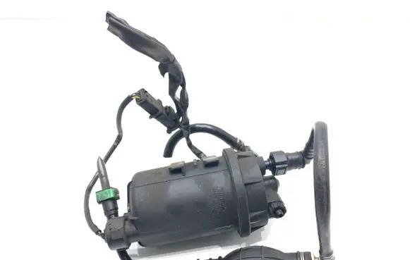 Suzuki Grand Vitara II Fuel filter housing 8200314483