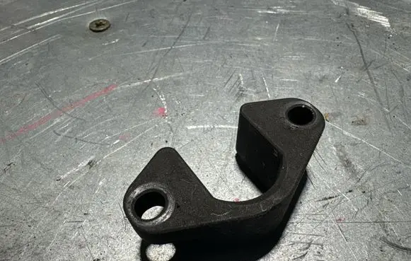 BMW 5 E60 E61 Fuel Injector clamp holder
