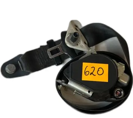 Peugeot 208 I Set of seat belts 98063151XX