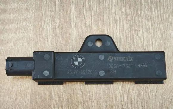 BMW 4 G22 G23 G24 G26 Other devices 6832066
