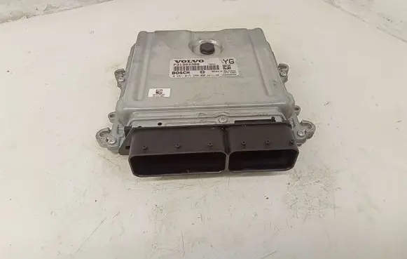 Volvo XC60 Engine control unit/module 31303388 0281015286