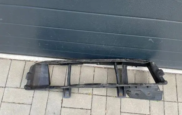 Ford Focus Intercooler air guide/duct channel