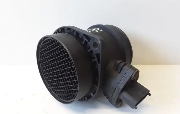 Volvo V70 Mass air flow meter 8670115