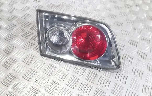 Tailgate rear/tail lights