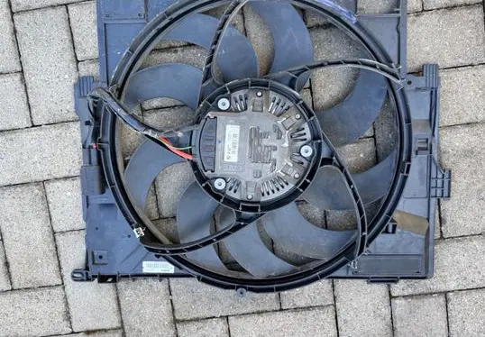 BMW 3 F30 F35 F31 Electric radiator cooling fan 7640513 7608409 15272311