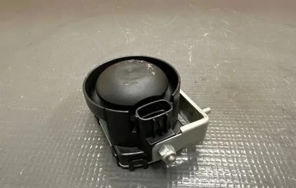 Toyota Avensis T270 Alarm system siren 8904005040 2370005180