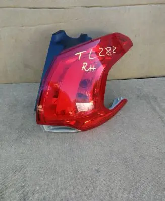 Peugeot 407 Rear/tail lights 9678074380