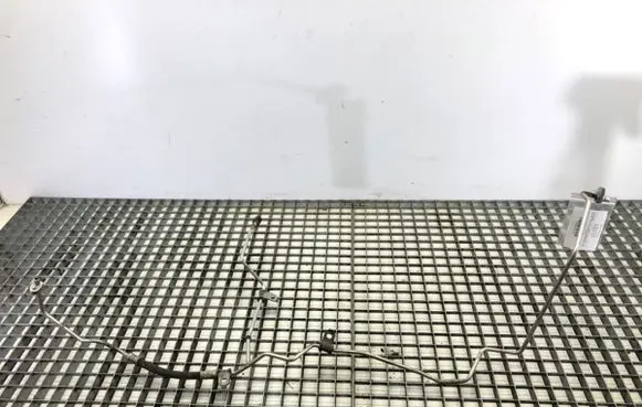 Air conditioning (A/C) pipe/hose