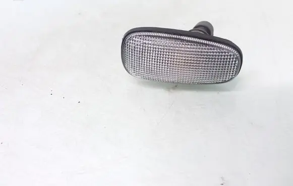 Opel Zafira A Front fender indicator light 90560408