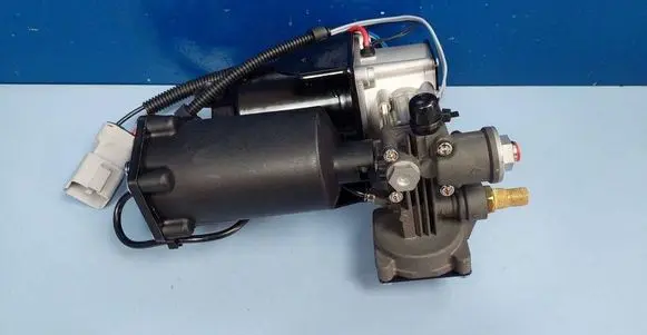 Land Rover Range Rover L322 Air suspension compressor/pump LR025111 YWB500220