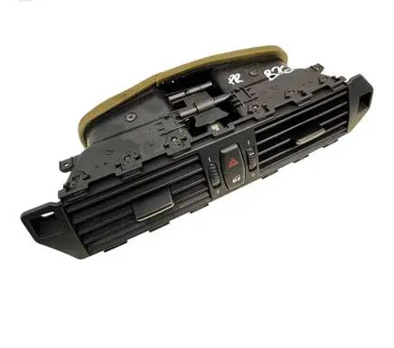 BMW 5 E60 E61 Dash center air vent grill 64226953618 6953618 64229112206