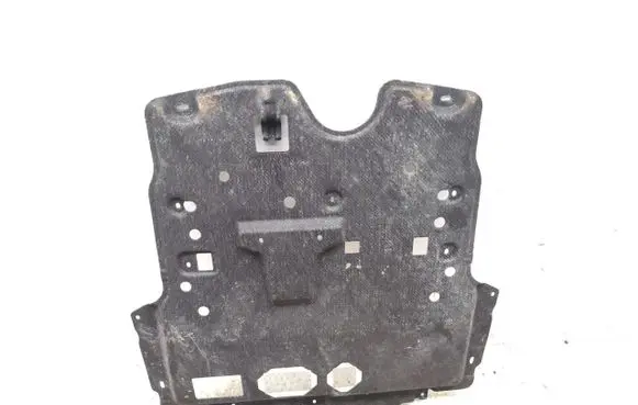 Opel Mokka B Engine splash shield/under tray 9866186980
