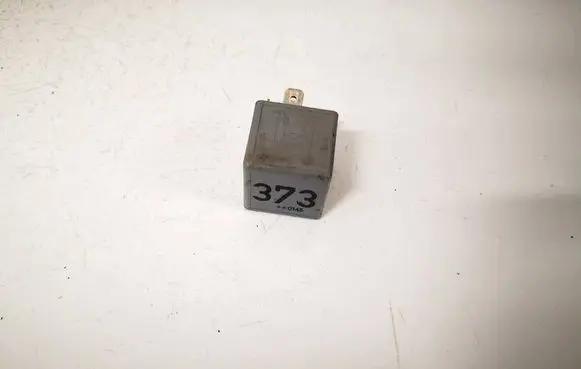 Audi A6 S6 C5 4B Other relay 8D0851253A