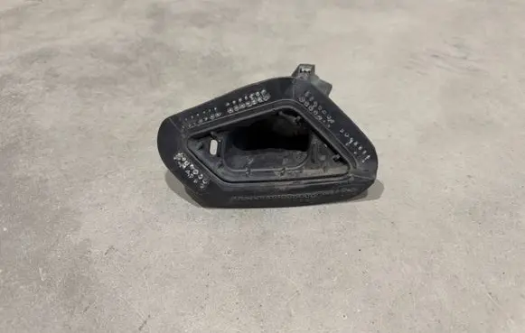 Skoda Superb B8 (3V) Headlight washer nozzle holder 3V0807942