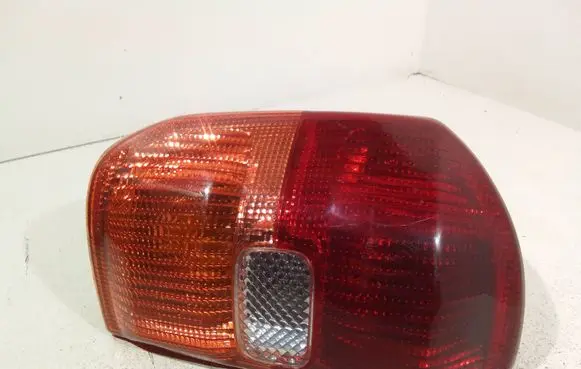 Toyota RAV 4 (XA30) Rear/tail lights 083121974l