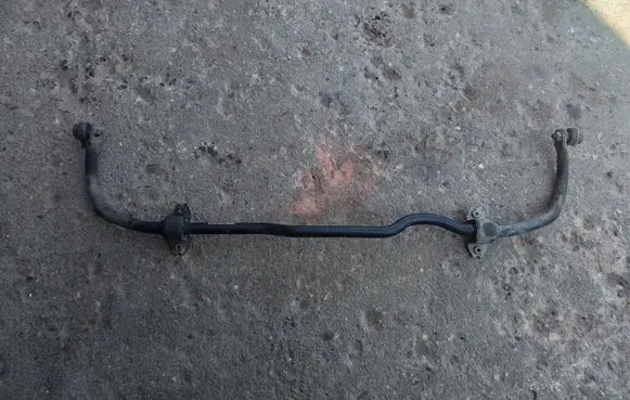 Volkswagen PASSAT B6 Front anti-roll bar/sway bar 3C0411303Q