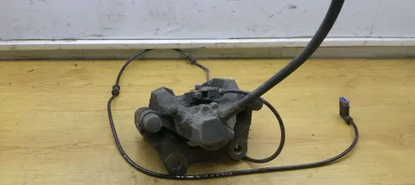 Mercedes-Benz C W204 Rear brake caliper