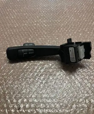 Volvo XC70 Indicator stalk 31264347