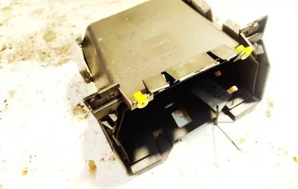 Volvo V50 Glove box 09491937 3864