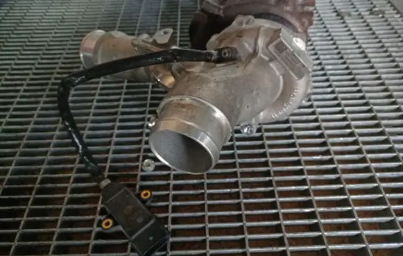 Infiniti Q50 Turbo 144115CA2D 8346355