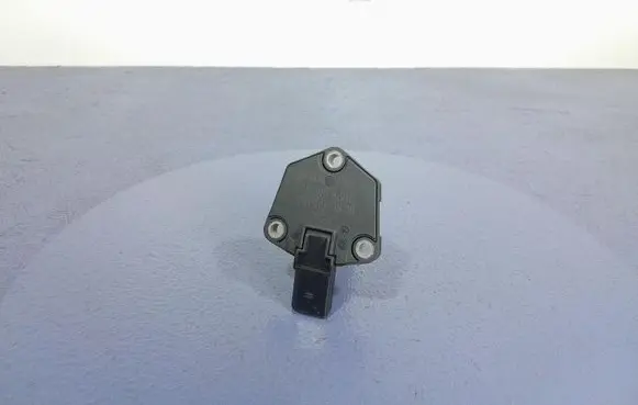 Skoda Octavia Mk3 (5E) Sensor 04E907660C