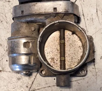 Peugeot 407 Throttle valve CA0011607B 6820GF20