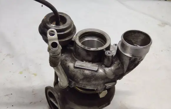 BMW 6 F12 F13 Turbo 7846918 QER00063R MGT2260DSL